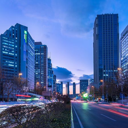 Holiday Inn Express Qingdao City Center, An Ihg Hotel エクステリア 写真