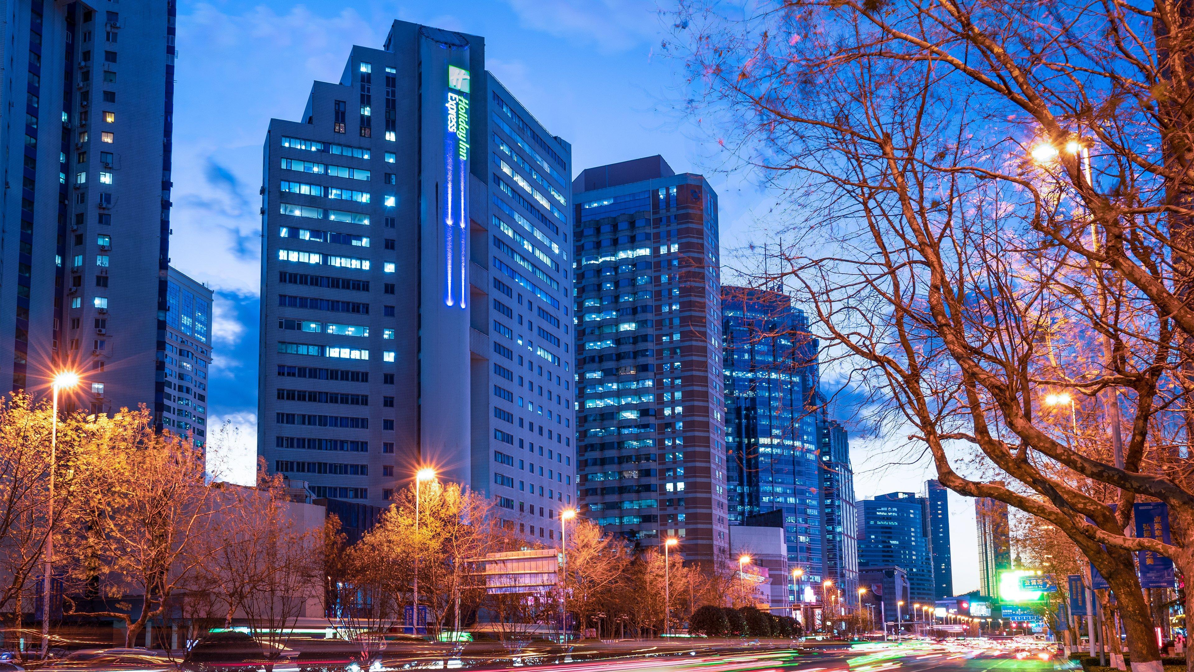 Holiday Inn Express Qingdao City Center By Ihg エクステリア 写真