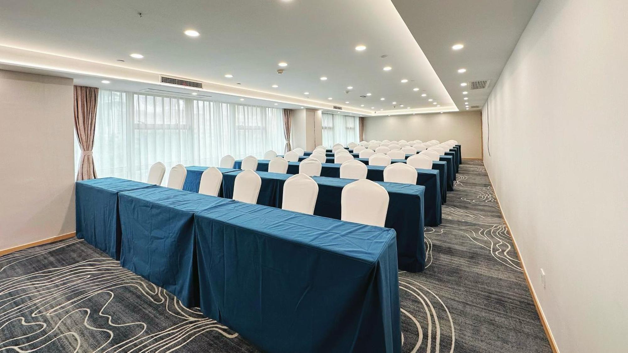 Holiday Inn Express Qingdao City Center By Ihg エクステリア 写真
