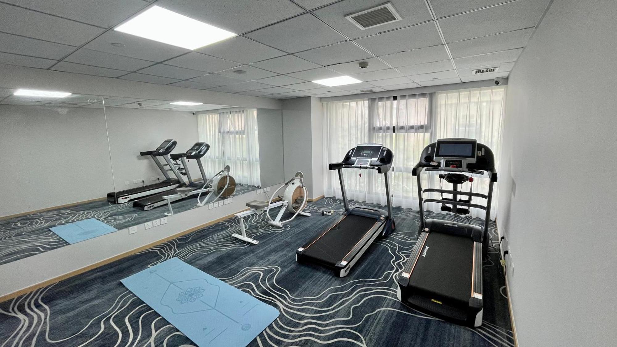 Holiday Inn Express Qingdao City Center By Ihg エクステリア 写真