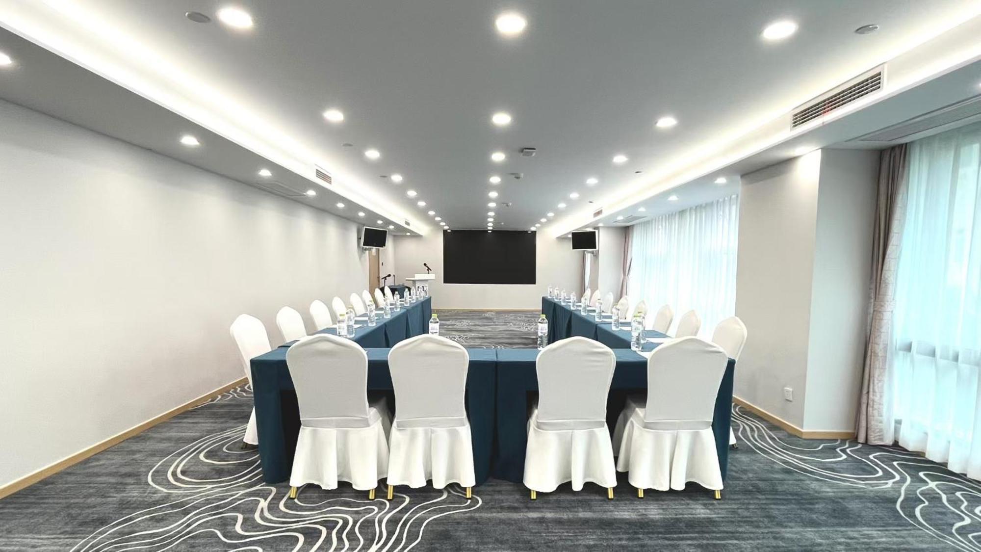 Holiday Inn Express Qingdao City Center By Ihg エクステリア 写真